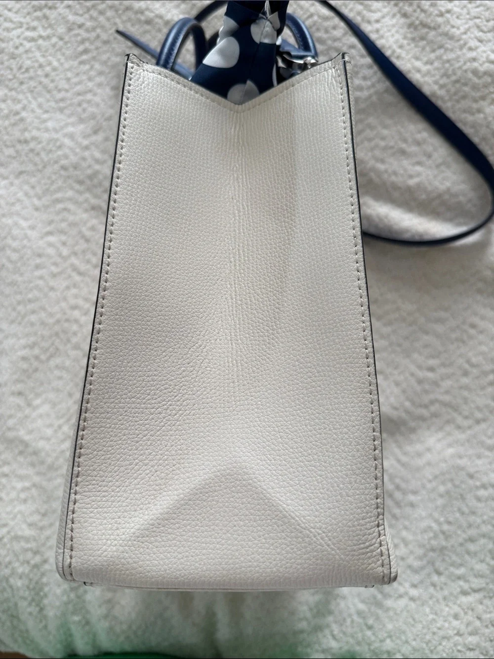 Kate Spade New York Trista Leather Shopper Tote w/Polka Dot Lining - Cream Navy
